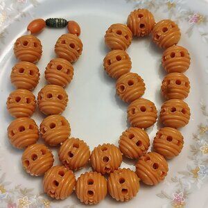 Viintage 40s 30s CELLULOID SALMON CORAL Color CARVED ROUND BEADS NECKLACE